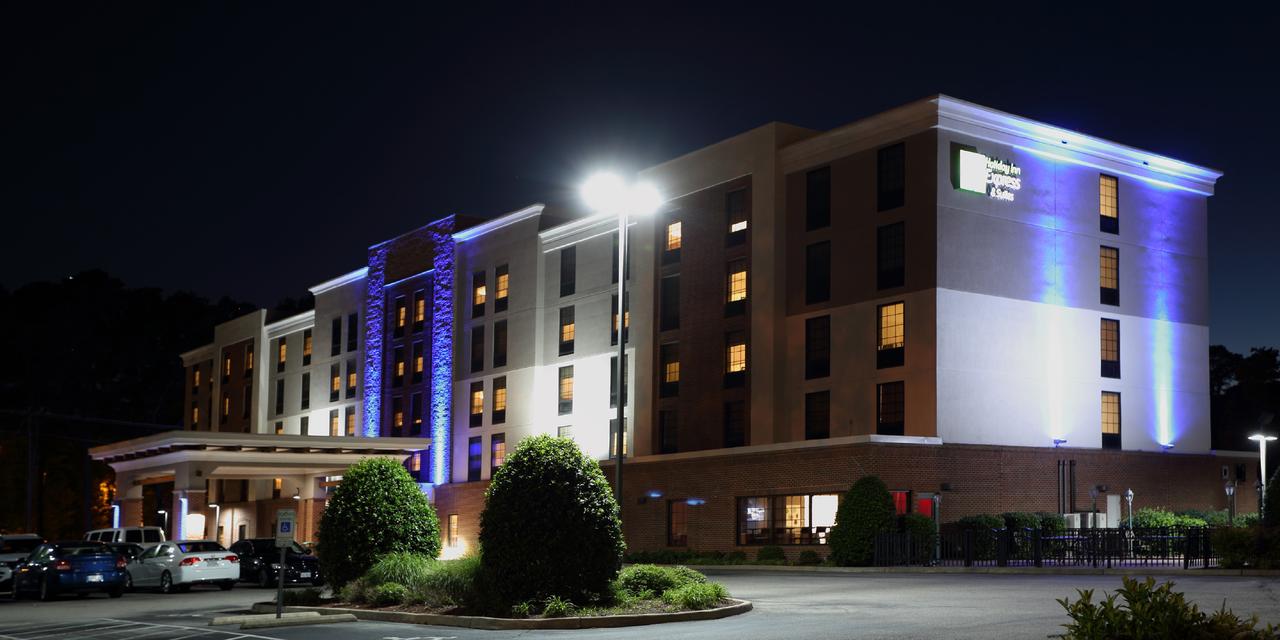 Holiday Inn Express & Suites Newport News - thumb 1