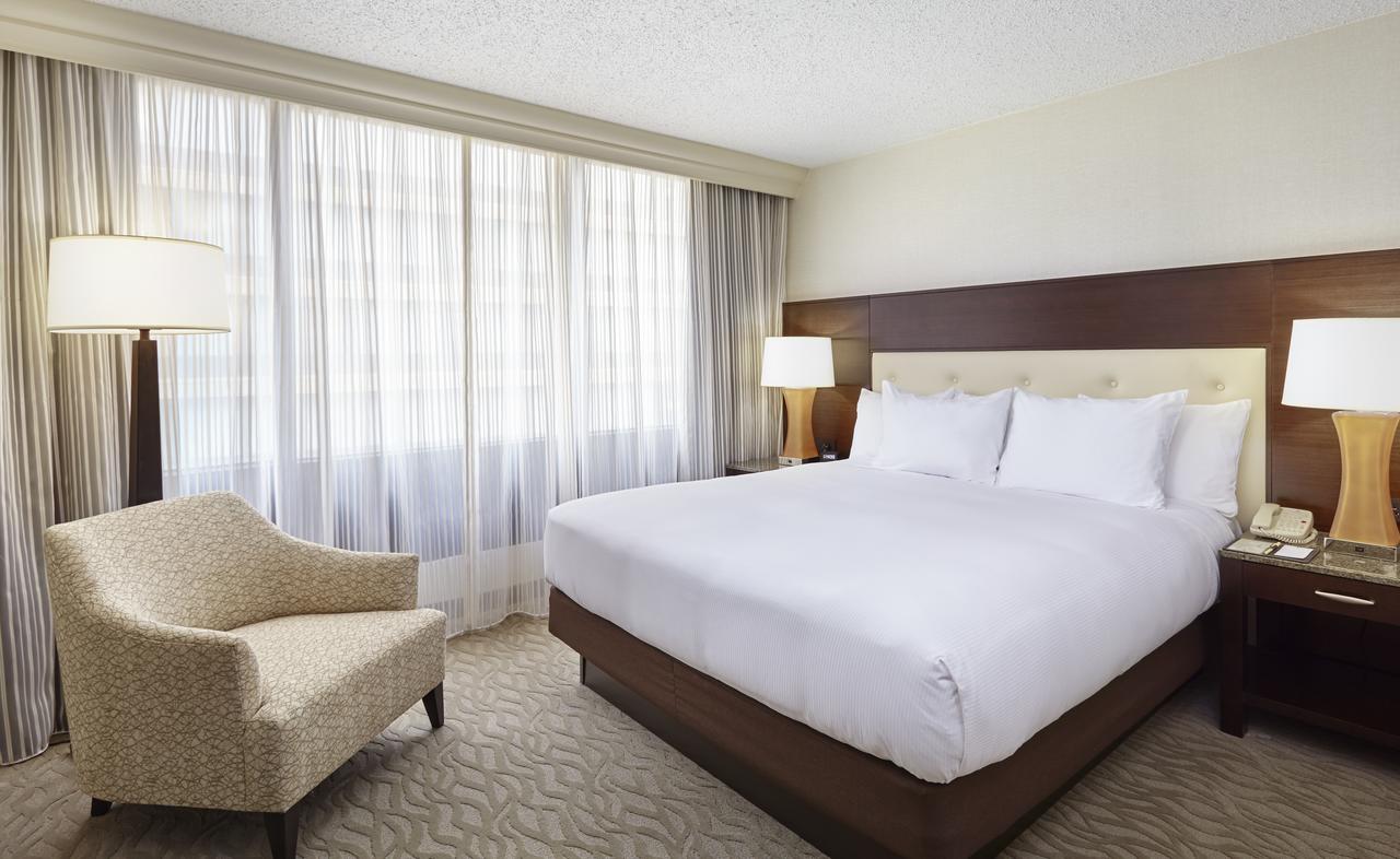 DoubleTree By Hilton Washington DC â€“ Crystal City - thumb 17