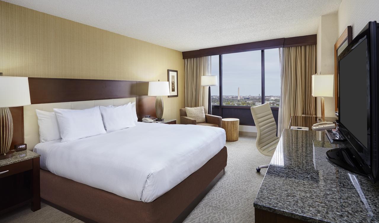 DoubleTree By Hilton Washington DC â€“ Crystal City - thumb 1