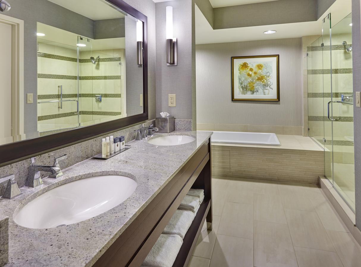 DoubleTree By Hilton Washington DC â€“ Crystal City - thumb 14