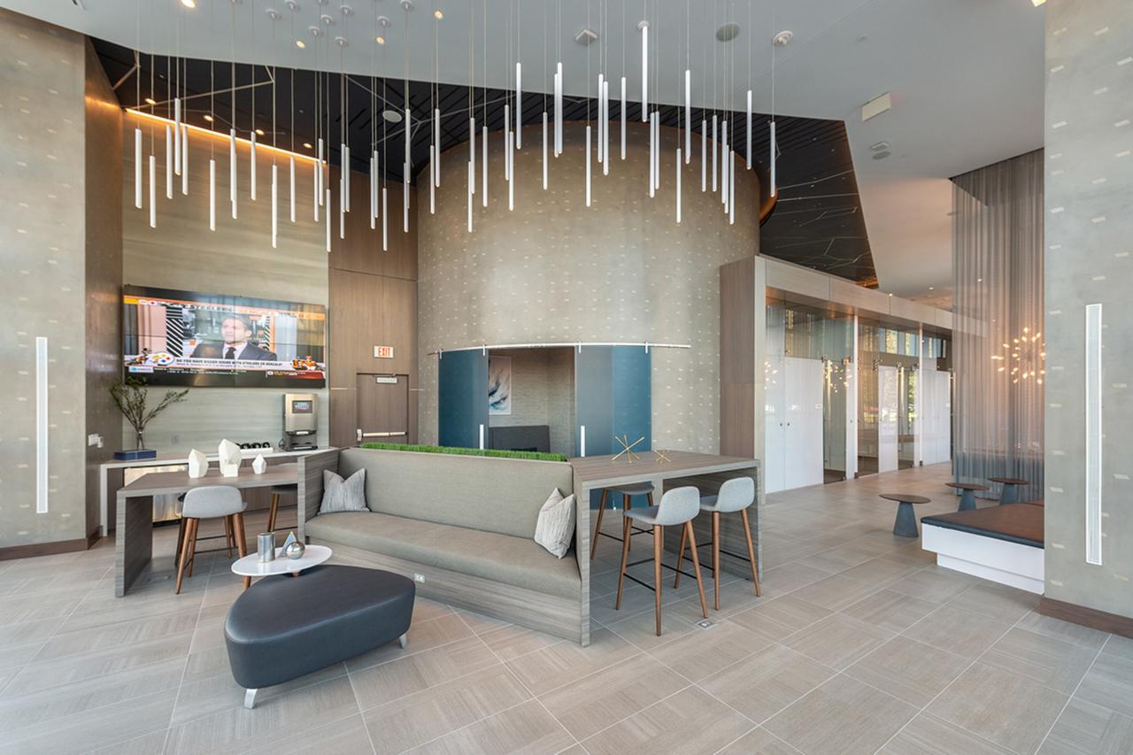 Global Luxury Suites Crystal City - thumb 12