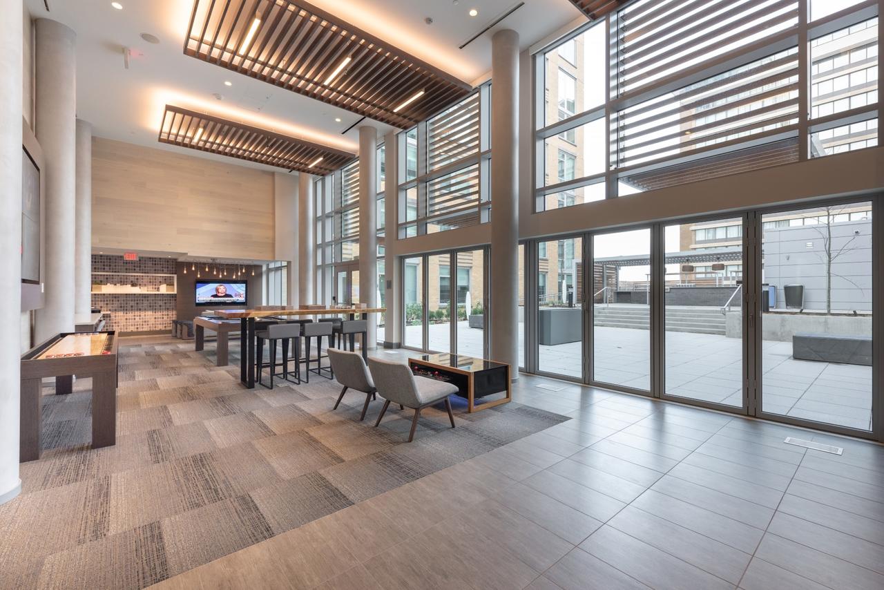 Global Luxury Suites Crystal City - thumb 18