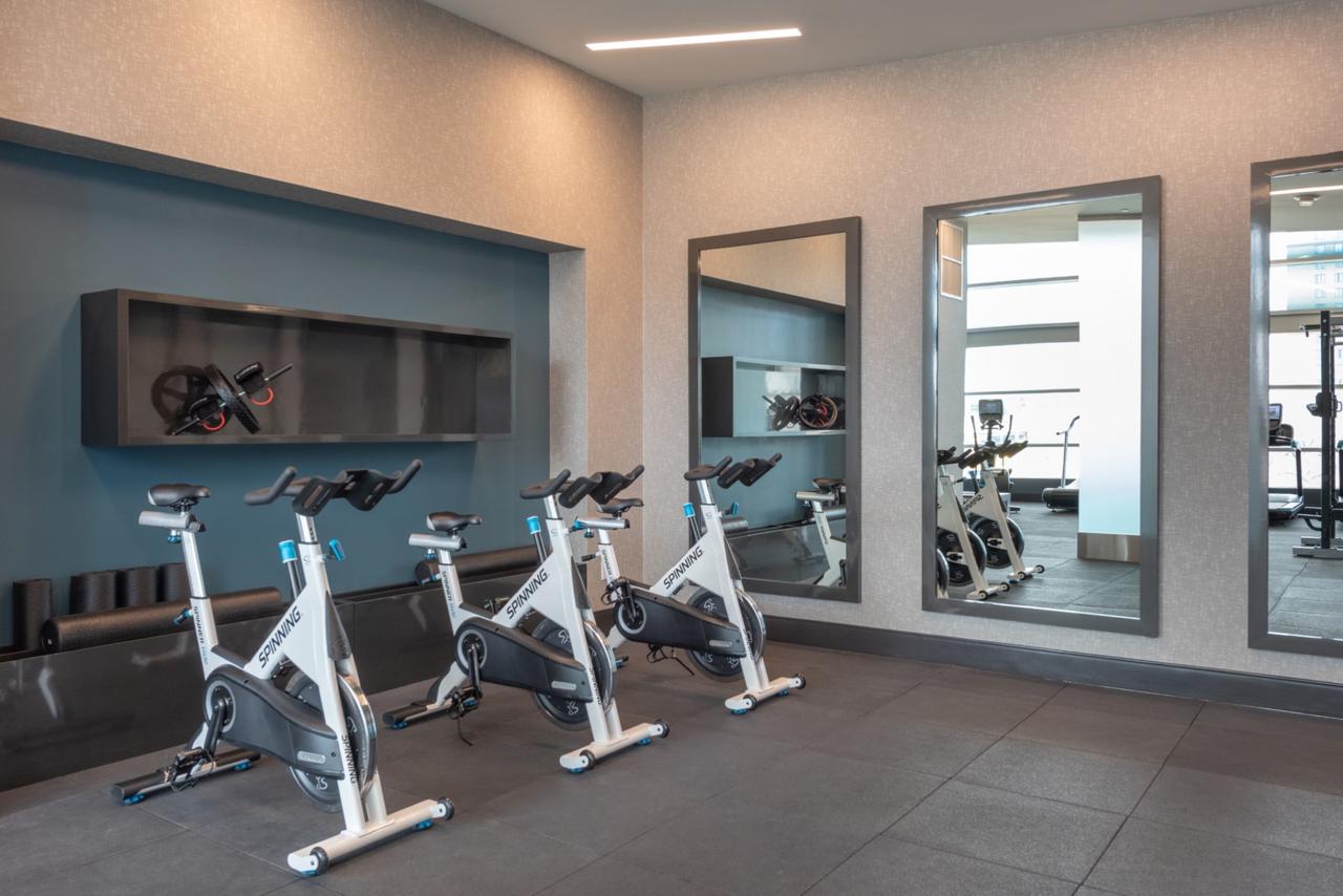 Global Luxury Suites Crystal City - thumb 31