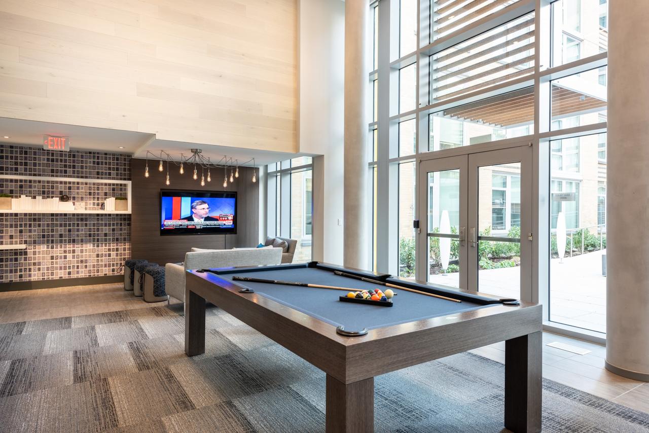 Global Luxury Suites Crystal City - thumb 22