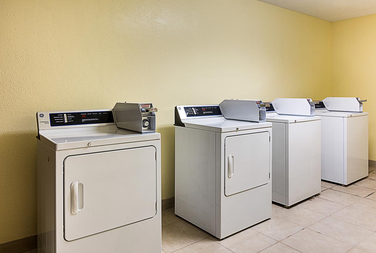 Days Inn & Suites By Wyndham Colonial - thumb 31