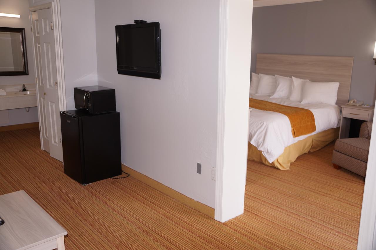 Days Inn & Suites By Wyndham Colonial - thumb 27