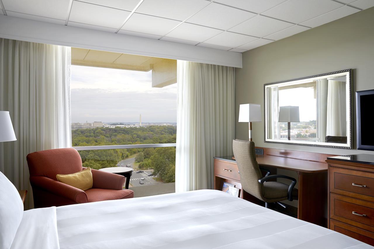 Key Bridge Marriott - thumb 12