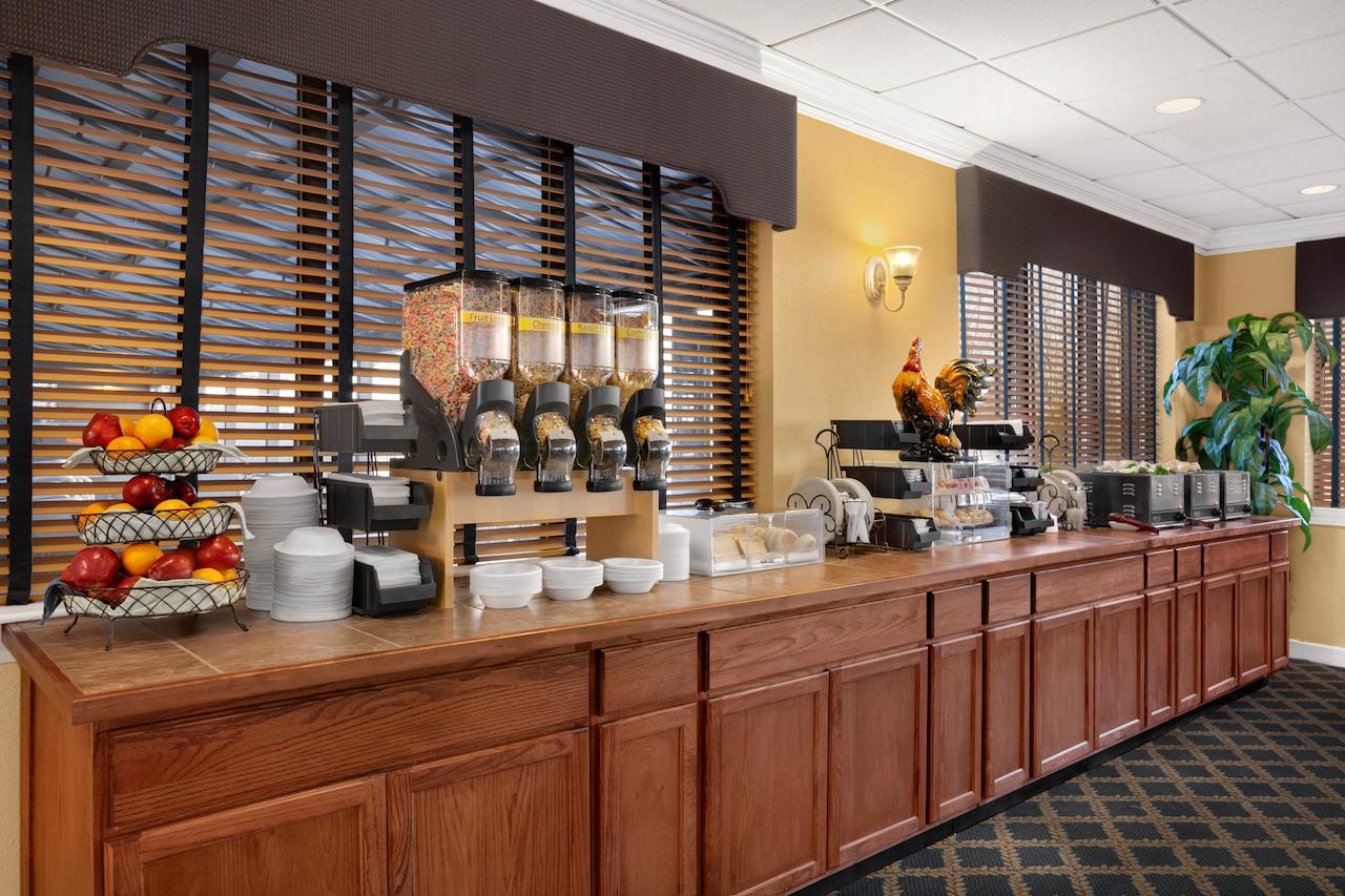 Wyndham Garden Williamsburg Busch Gardens Area - thumb 9