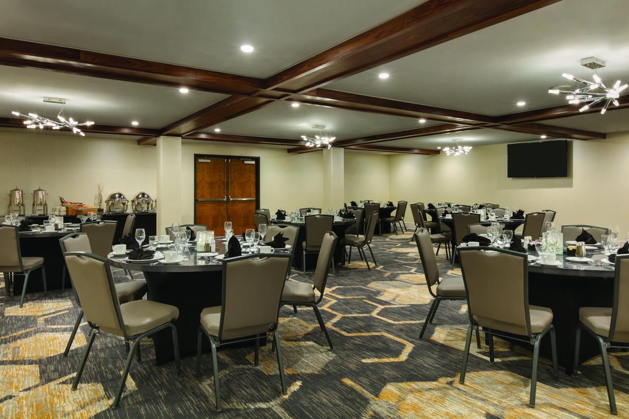 Embassy Suites By Hilton Richmond - thumb 18
