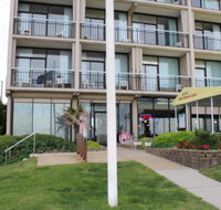 Four Sails Resort - Accommodation China