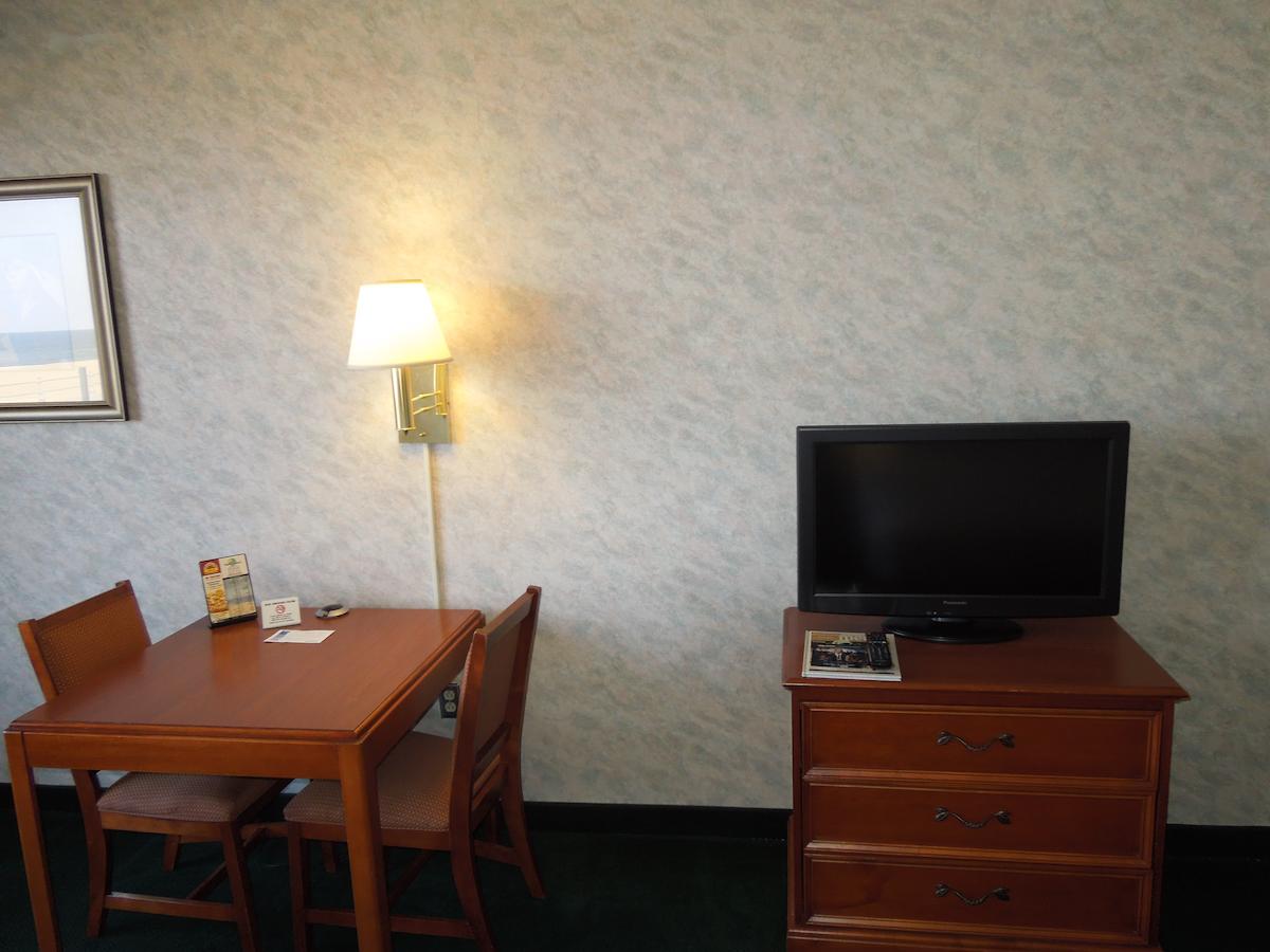 The Breakers Resort Inn - thumb 9