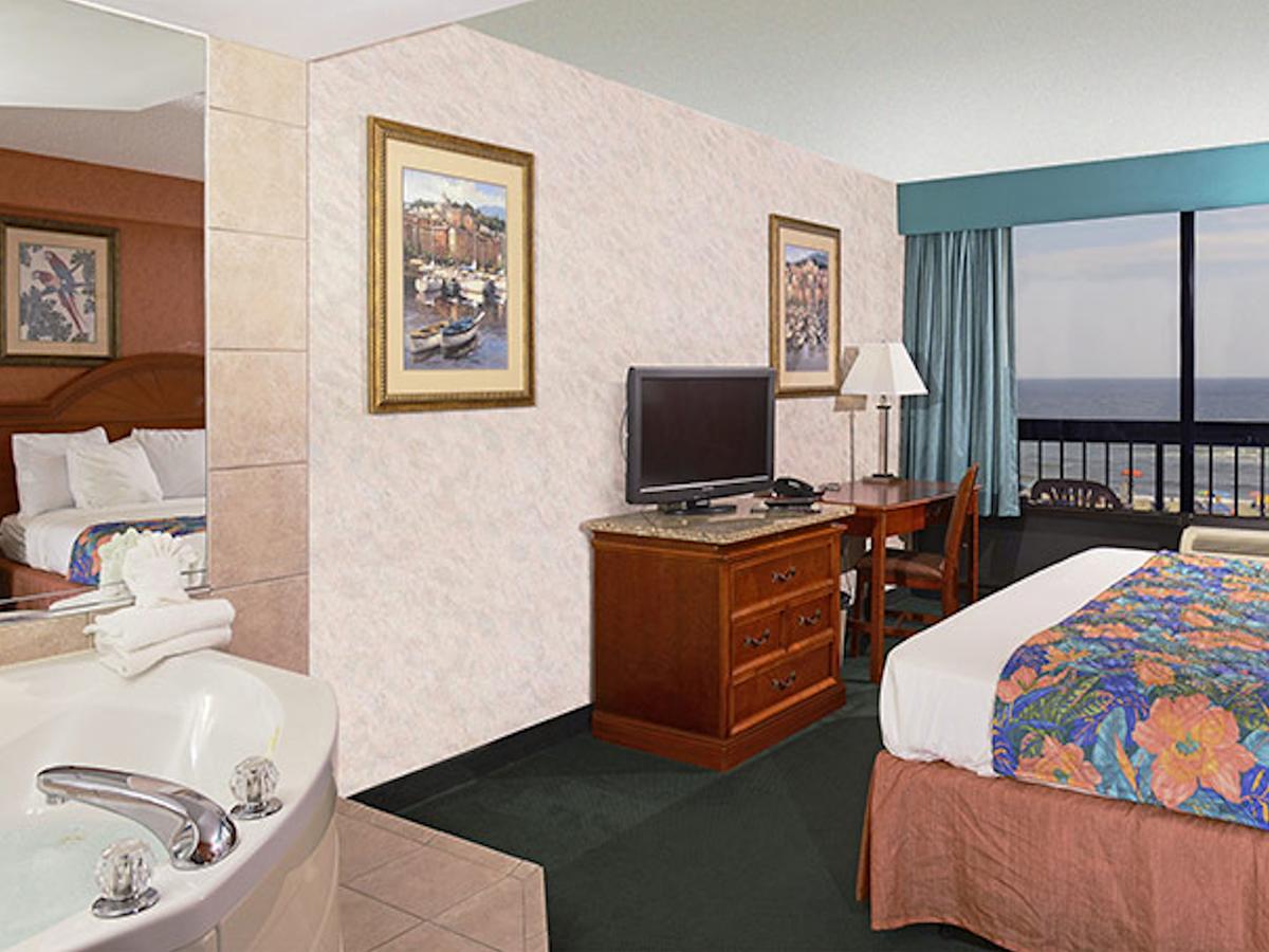 The Breakers Resort Inn - thumb 21