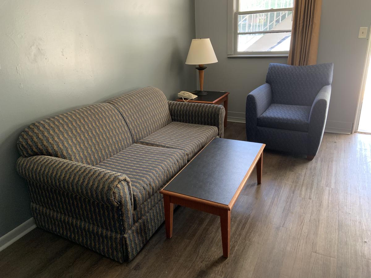 Birchwood Suites - thumb 16