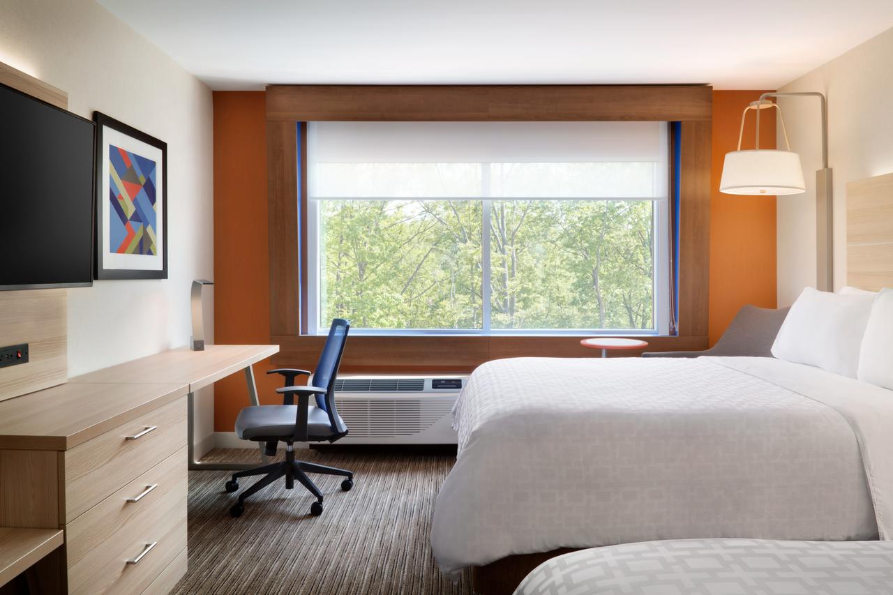 Holiday Inn Express & Suites Farmville - thumb 11
