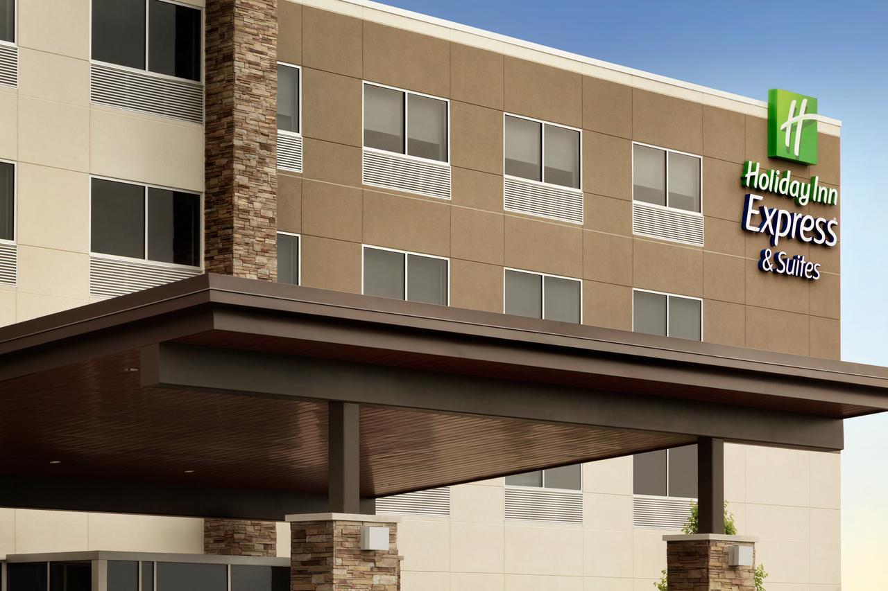 Holiday Inn Express & Suites Farmville - thumb 17