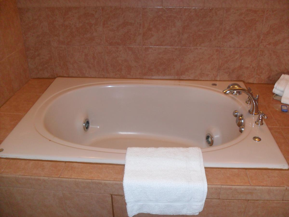 Newport News Inn - thumb 14