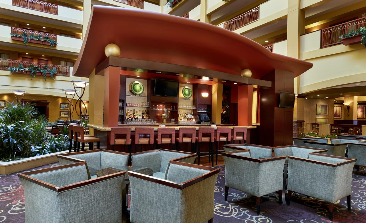 Embassy Suites By Hilton Hampton Convention Center - thumb 10