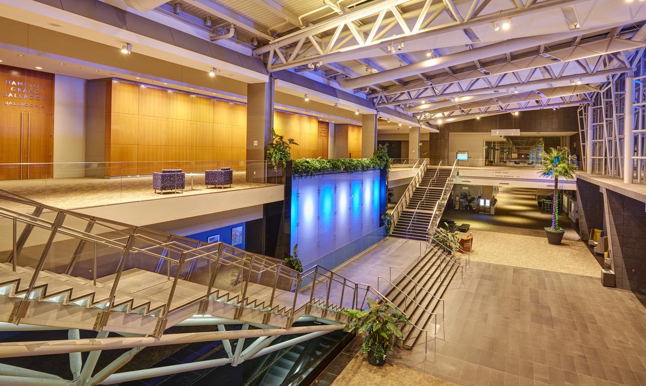 Embassy Suites By Hilton Hampton Convention Center - thumb 6