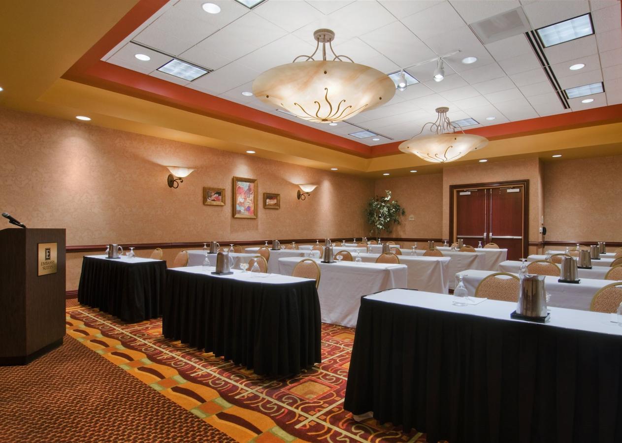 Embassy Suites By Hilton Hampton Convention Center - thumb 32