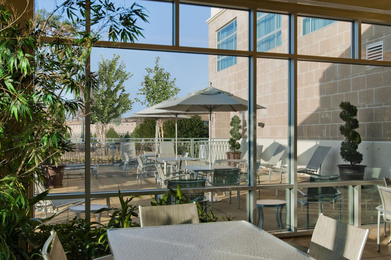 Embassy Suites By Hilton Hampton Convention Center - thumb 33