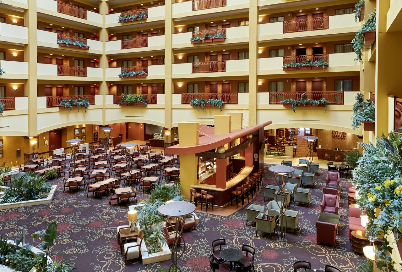 Embassy Suites By Hilton Hampton Convention Center - thumb 13