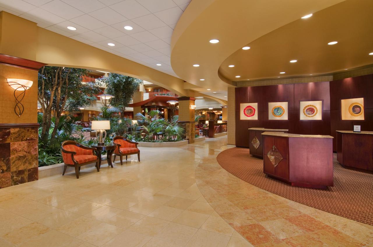 Embassy Suites By Hilton Hampton Convention Center - thumb 24