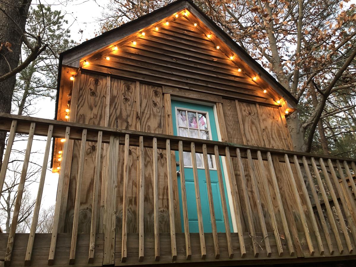 Adorable Tree House - thumb 0