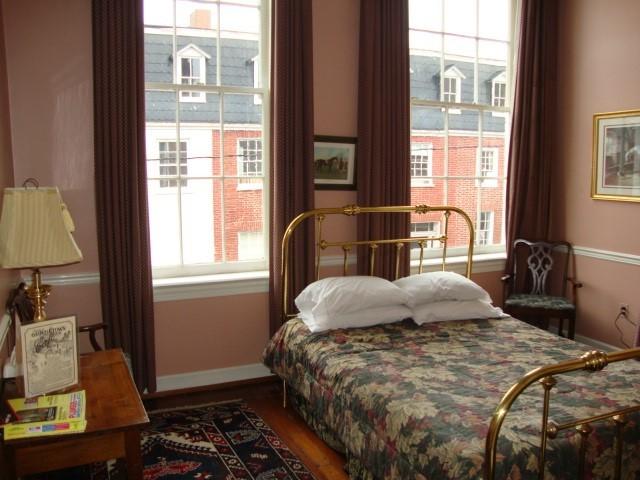 Leesburg Colonial Inn - thumb 8