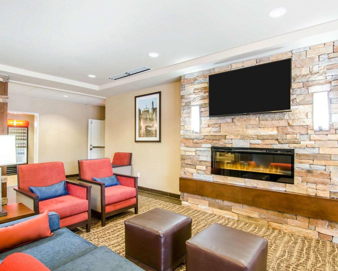 Comfort Inn & Suites Lynchburg Airport - University Area - thumb 9