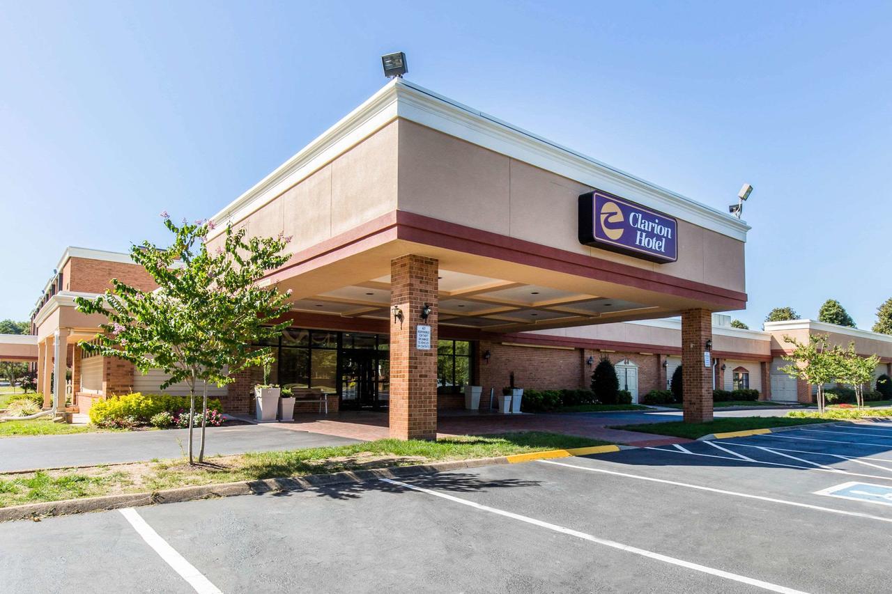 Clarion Hotel Williamsburg I-64 - thumb 20