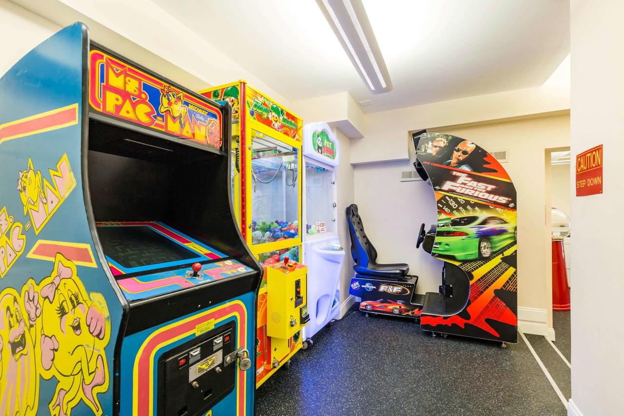 Clarion Hotel Williamsburg I-64 - thumb 23