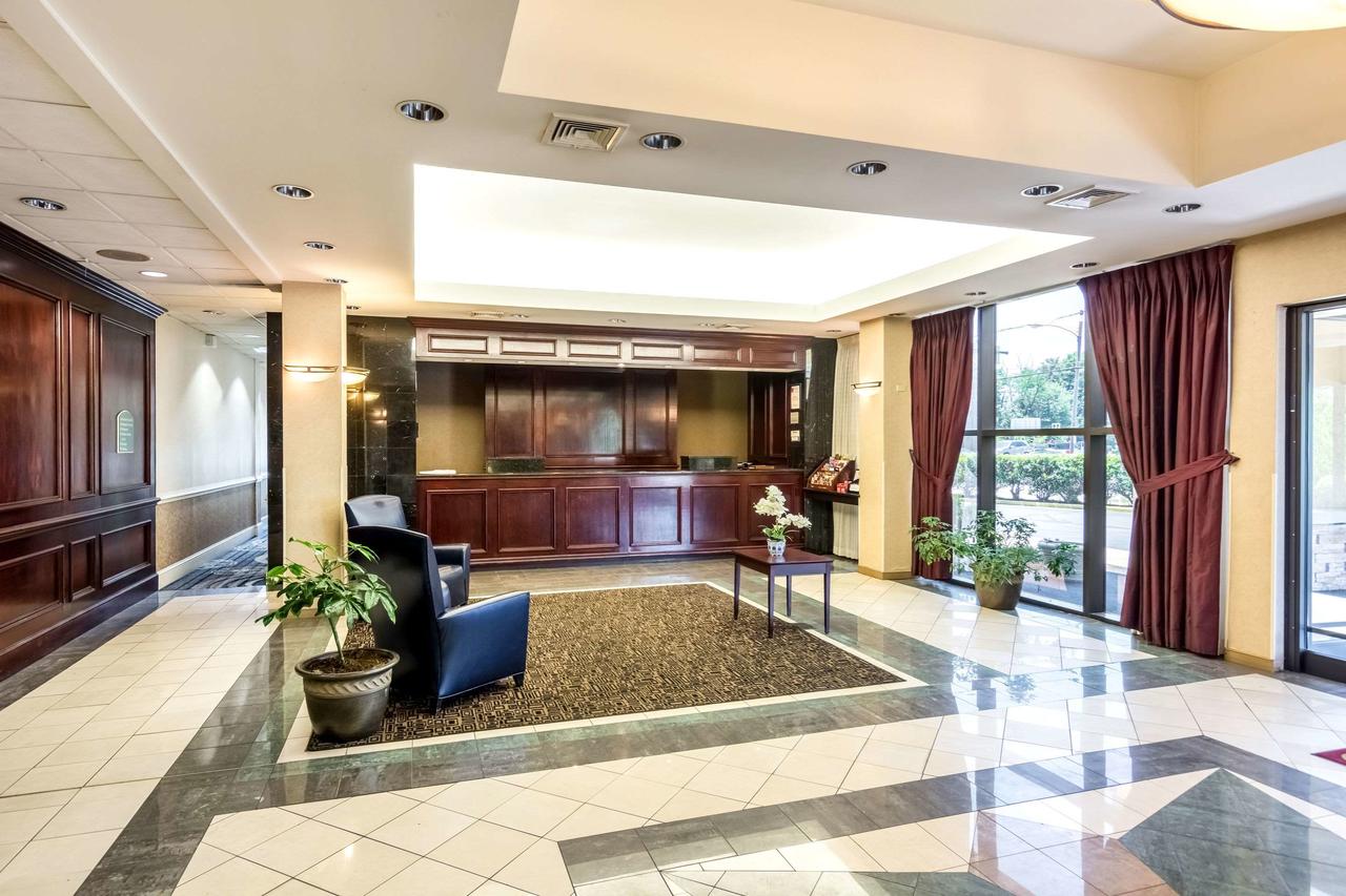 Clarion Hotel Central - thumb 3