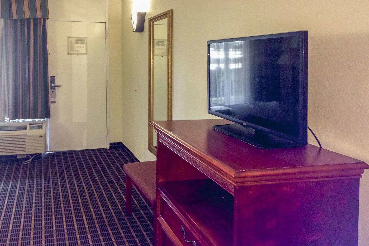 Clarion Hotel Central - thumb 4