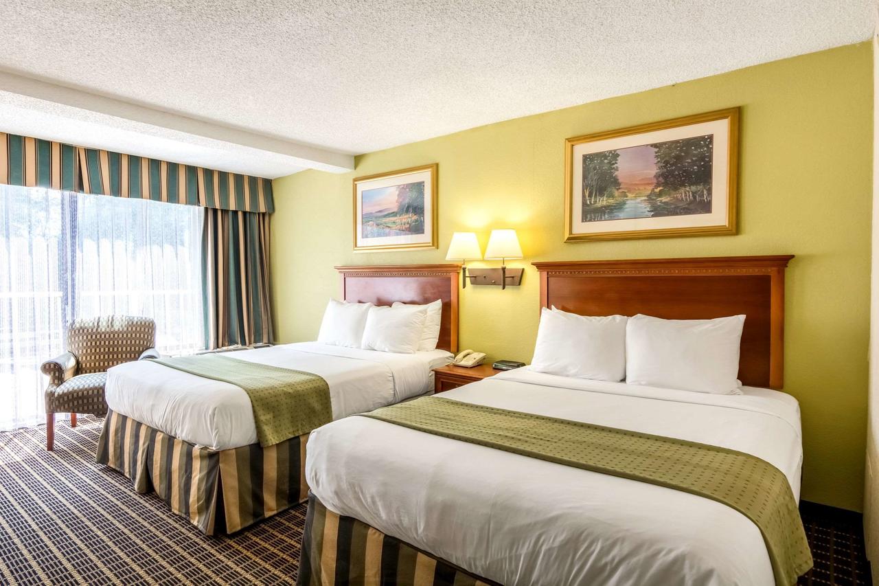 Clarion Hotel Central - thumb 19