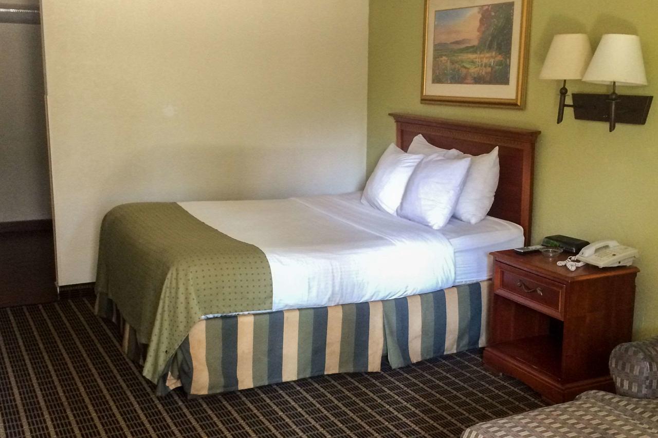 Clarion Hotel Central - thumb 15