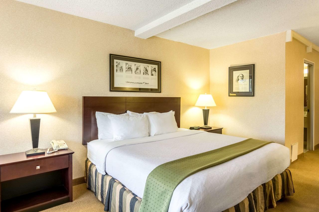 Clarion Hotel Central - thumb 26