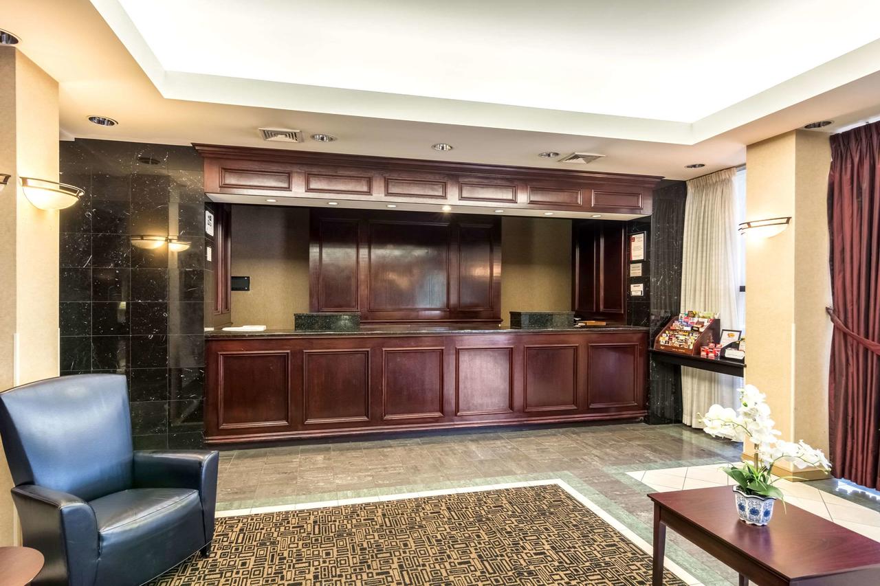 Clarion Hotel Central - thumb 17