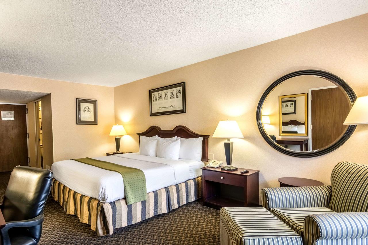 Clarion Hotel Central - thumb 25