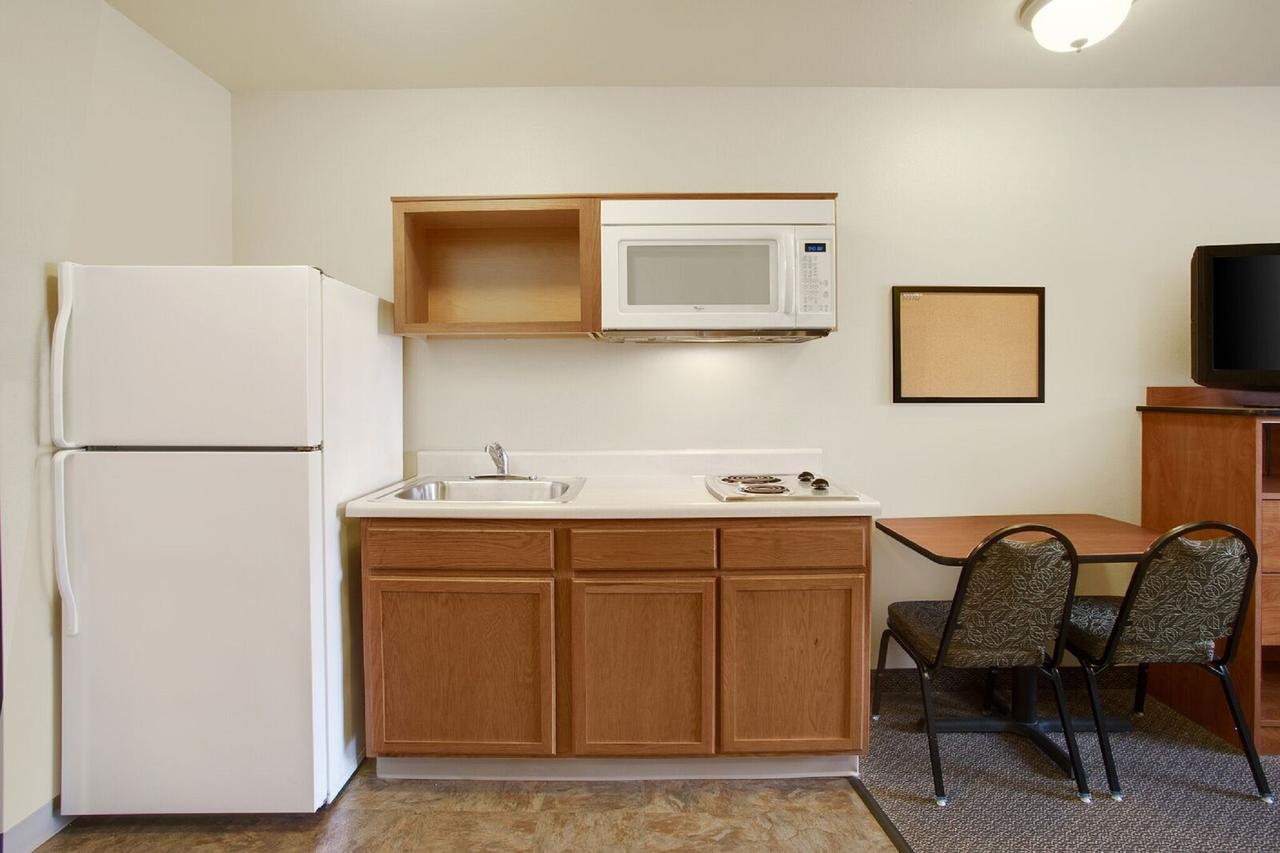 WoodSpring Suites Richmond West - thumb 8