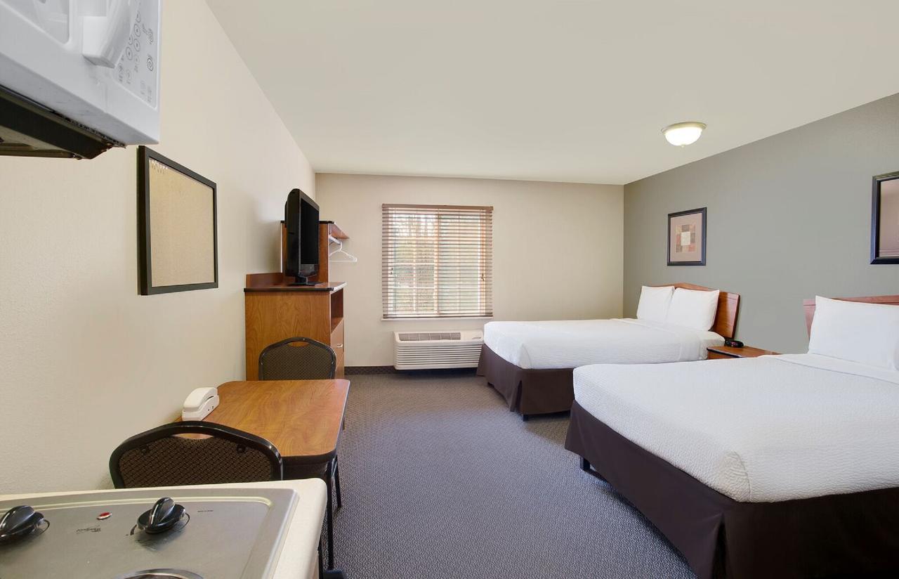WoodSpring Suites Richmond West - thumb 10