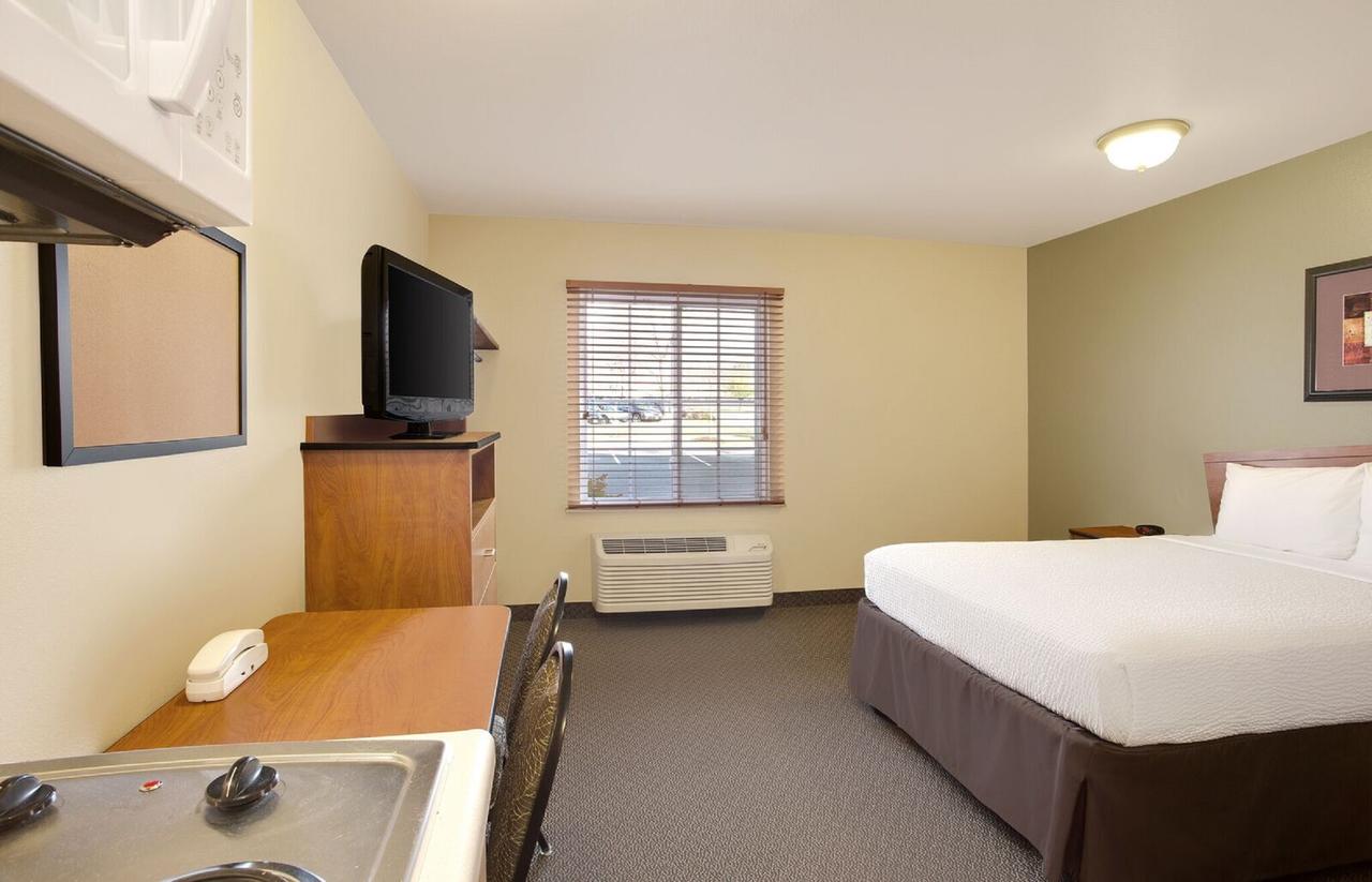 WoodSpring Suites Richmond West - thumb 6