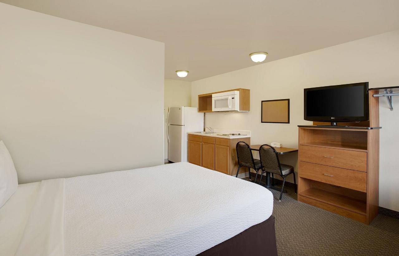 WoodSpring Suites Richmond West - thumb 3