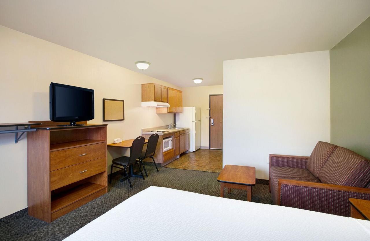 WoodSpring Suites Richmond West - thumb 2