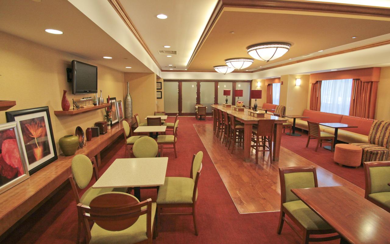 Hampton Inn Hampton-Newport News - thumb 2