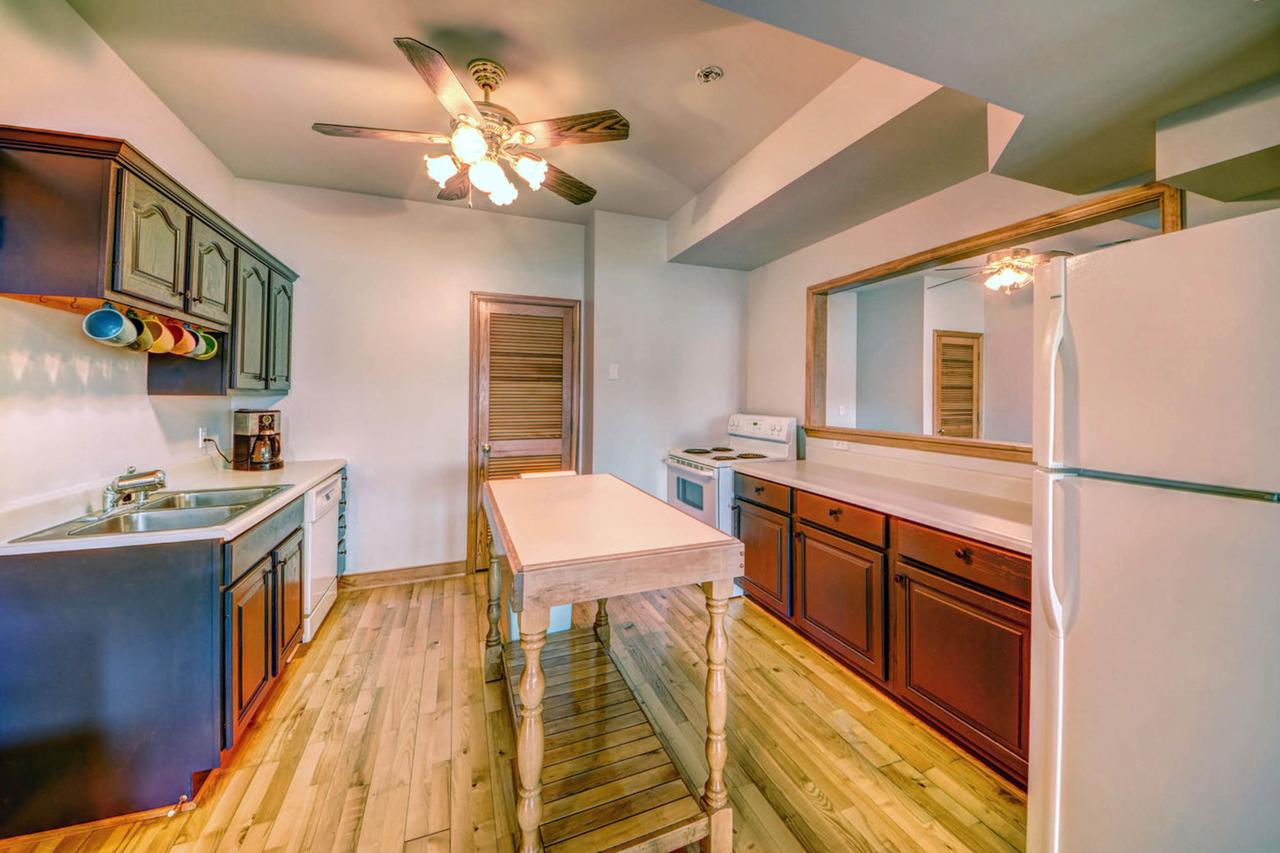 Plum Paradise - thumb 23