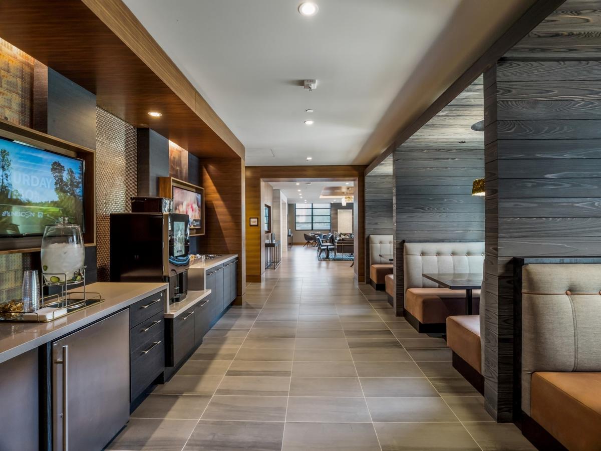 Bluebird Suites At Reston Town Center - thumb 22
