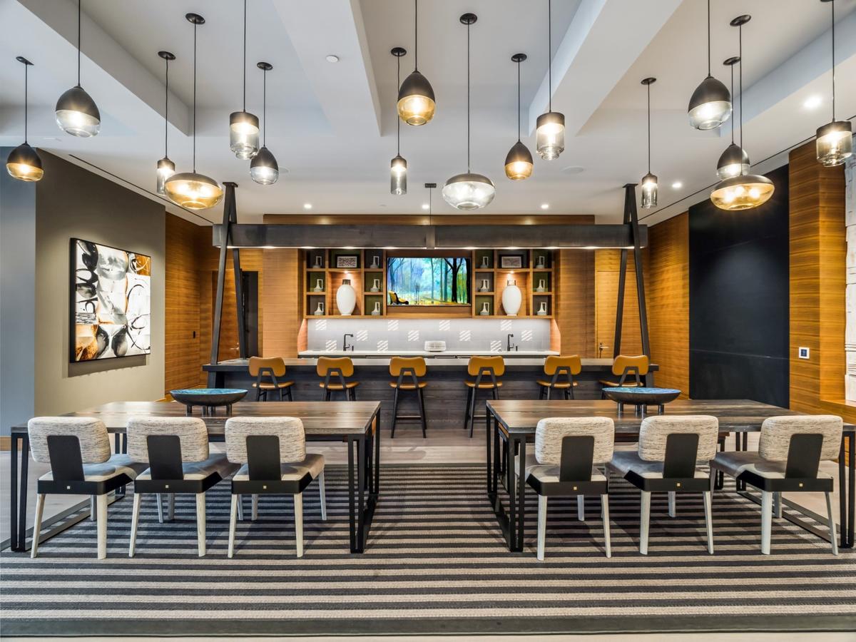 Bluebird Suites At Reston Town Center - thumb 31