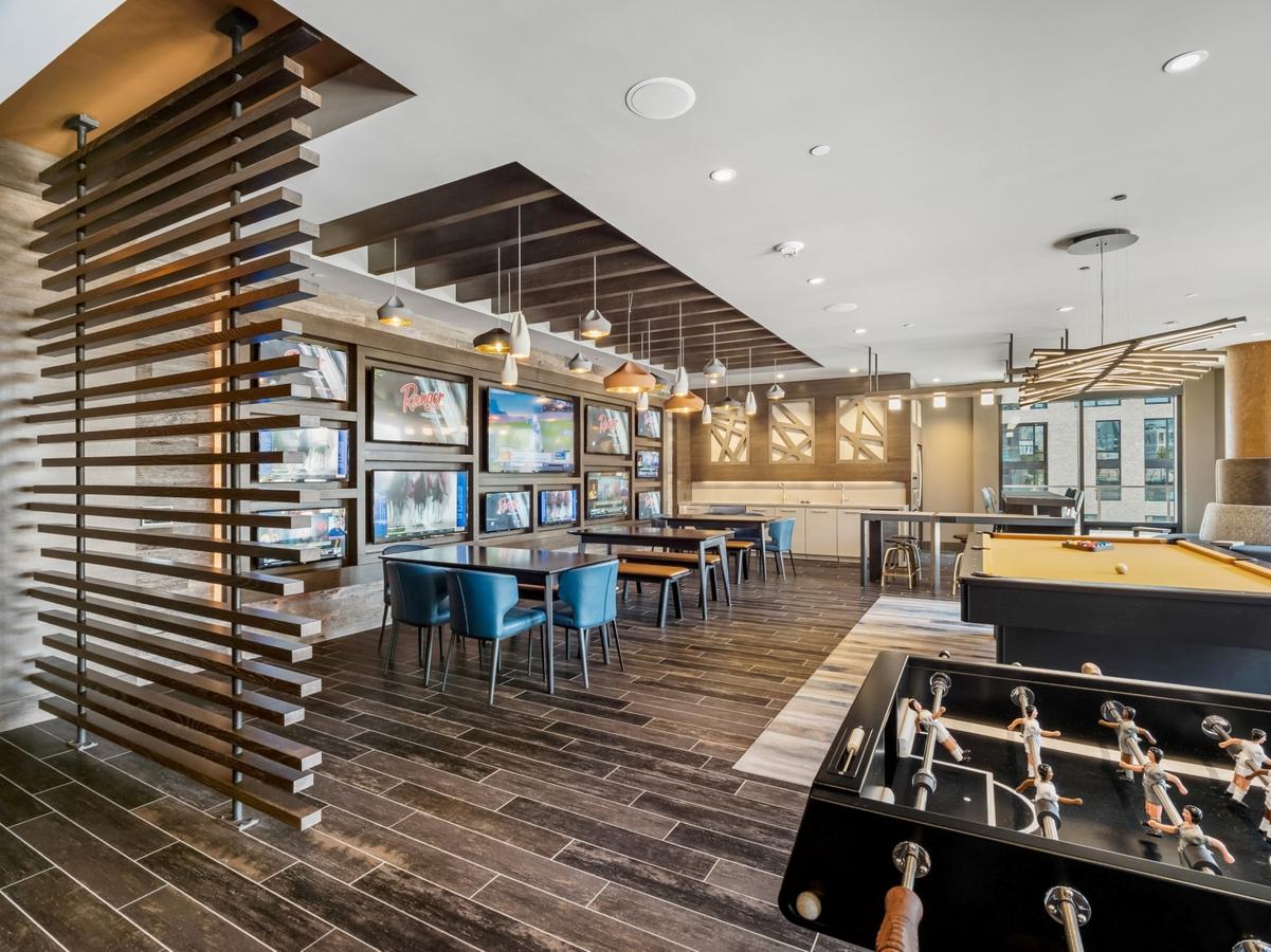Bluebird Suites At Reston Town Center - thumb 23