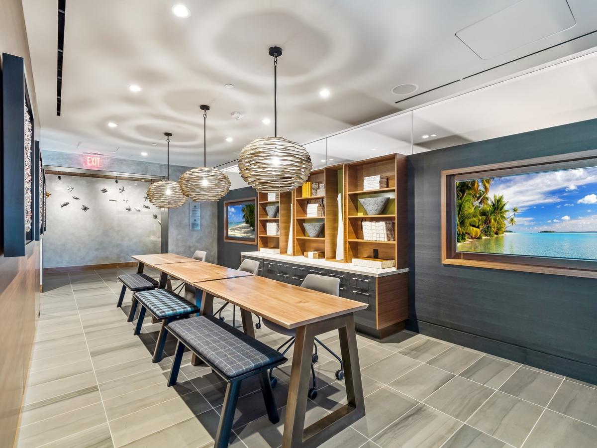 Bluebird Suites At Reston Town Center - thumb 25