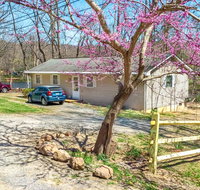 River Front Hideaway, private river access â˜… - Tourism Bookings